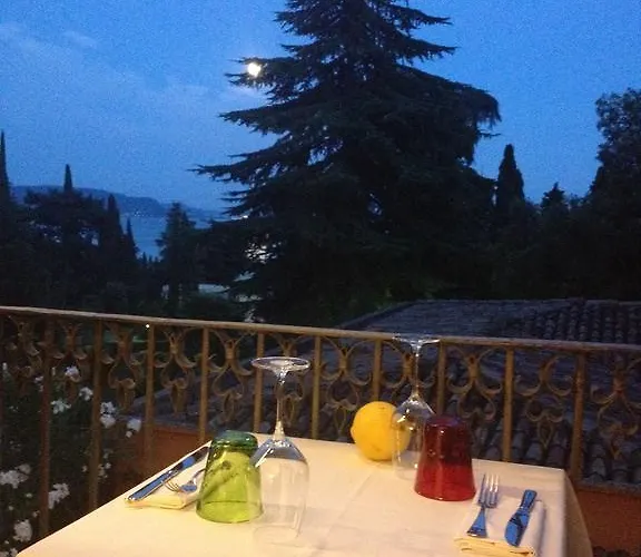 Antico Brolo 4*