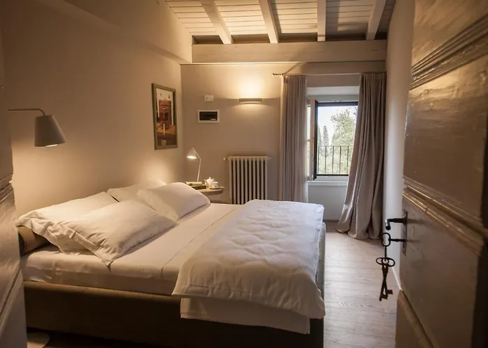 Antico Brolo Bed and breakfast 4*