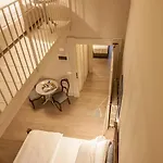 Bed and Breakfast Antico Brolo 4*